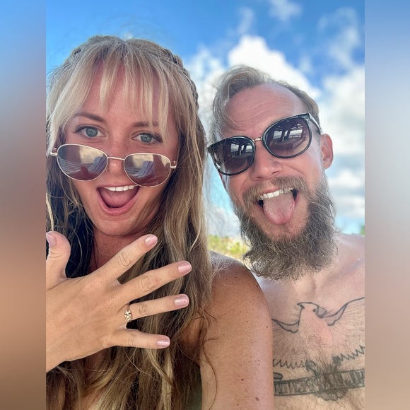 Meet your Posher, Bai! - Picture 3 of 9